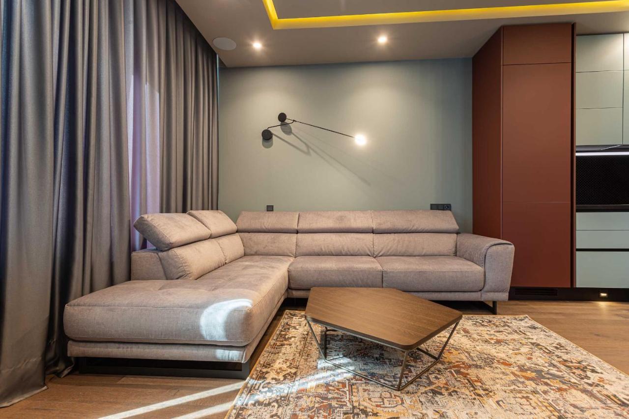 צ'יסינאו Luxury Apartment In The Superb Location מראה חיצוני תמונה